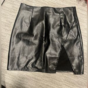 Faux leather high waisted mini skirt